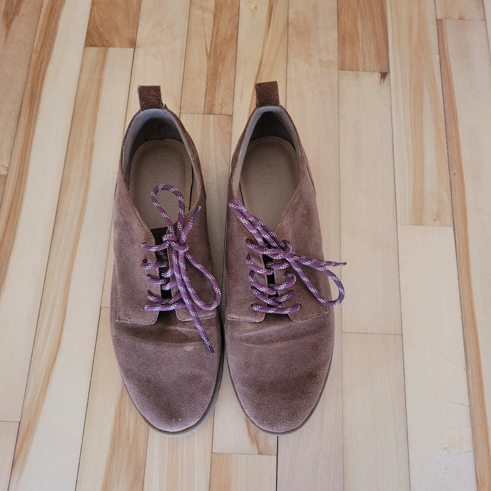 Crown Vintage Brown Oxfords Size 10